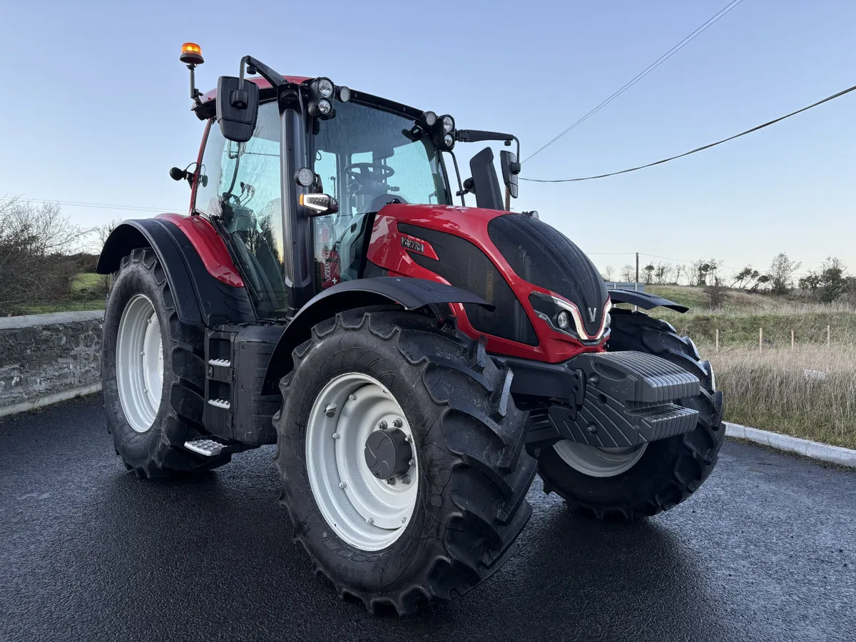 Valtra N135 Active Tractor - Just In ! - Image 4
