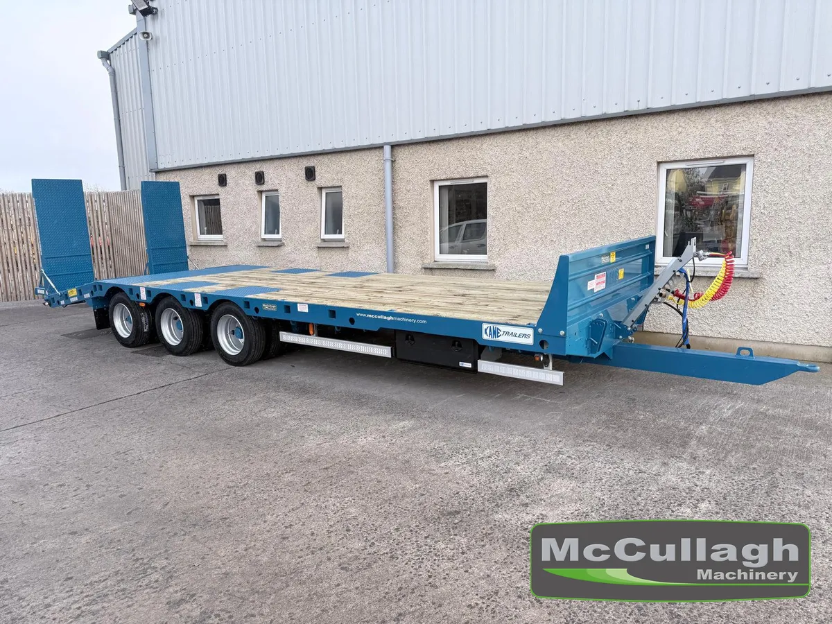 Kane 27ft Tri-Axle Low-Loader - Image 1