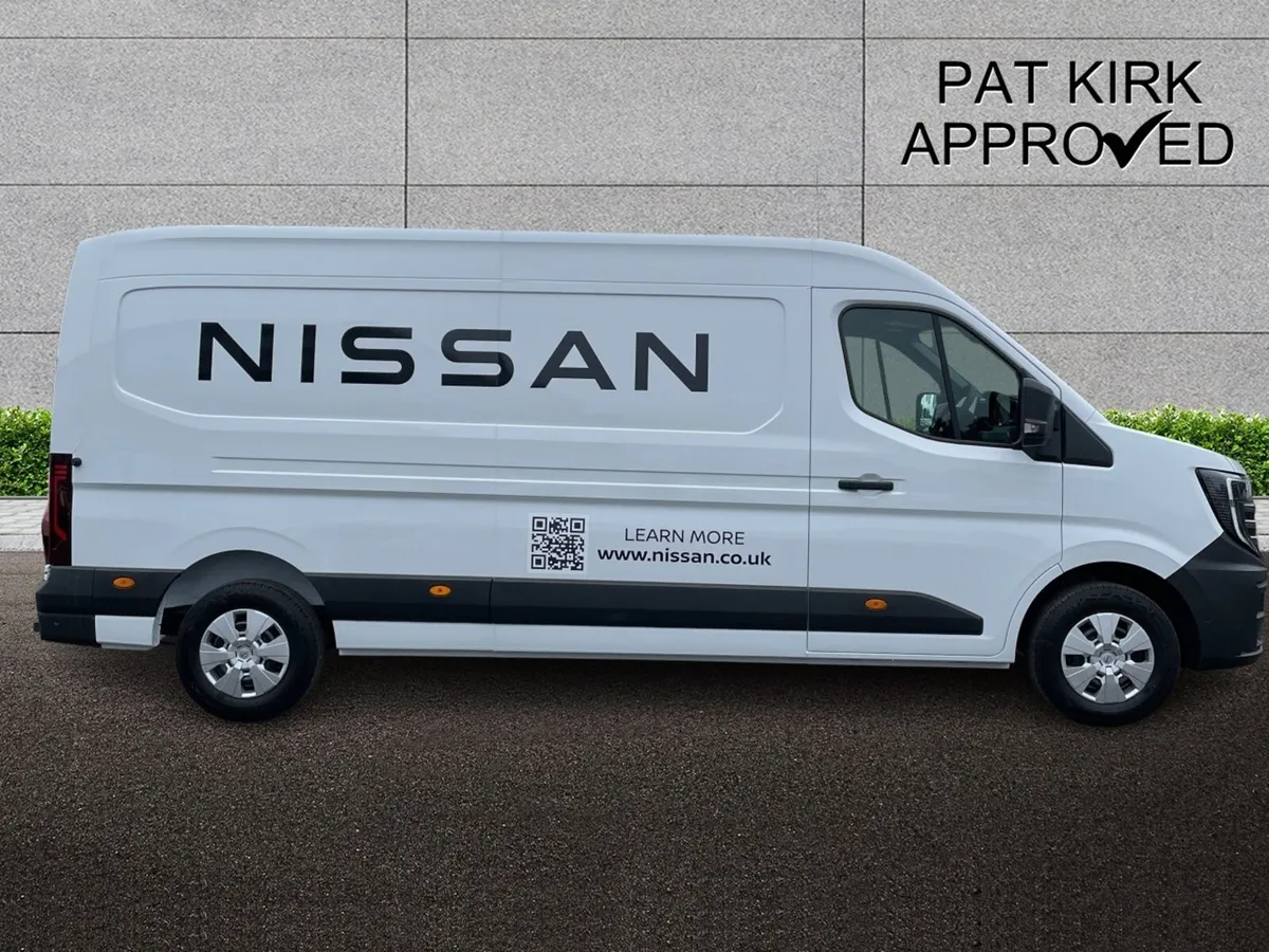 Nissan Interstar F35 L2 Diesel Tekna - Image 2