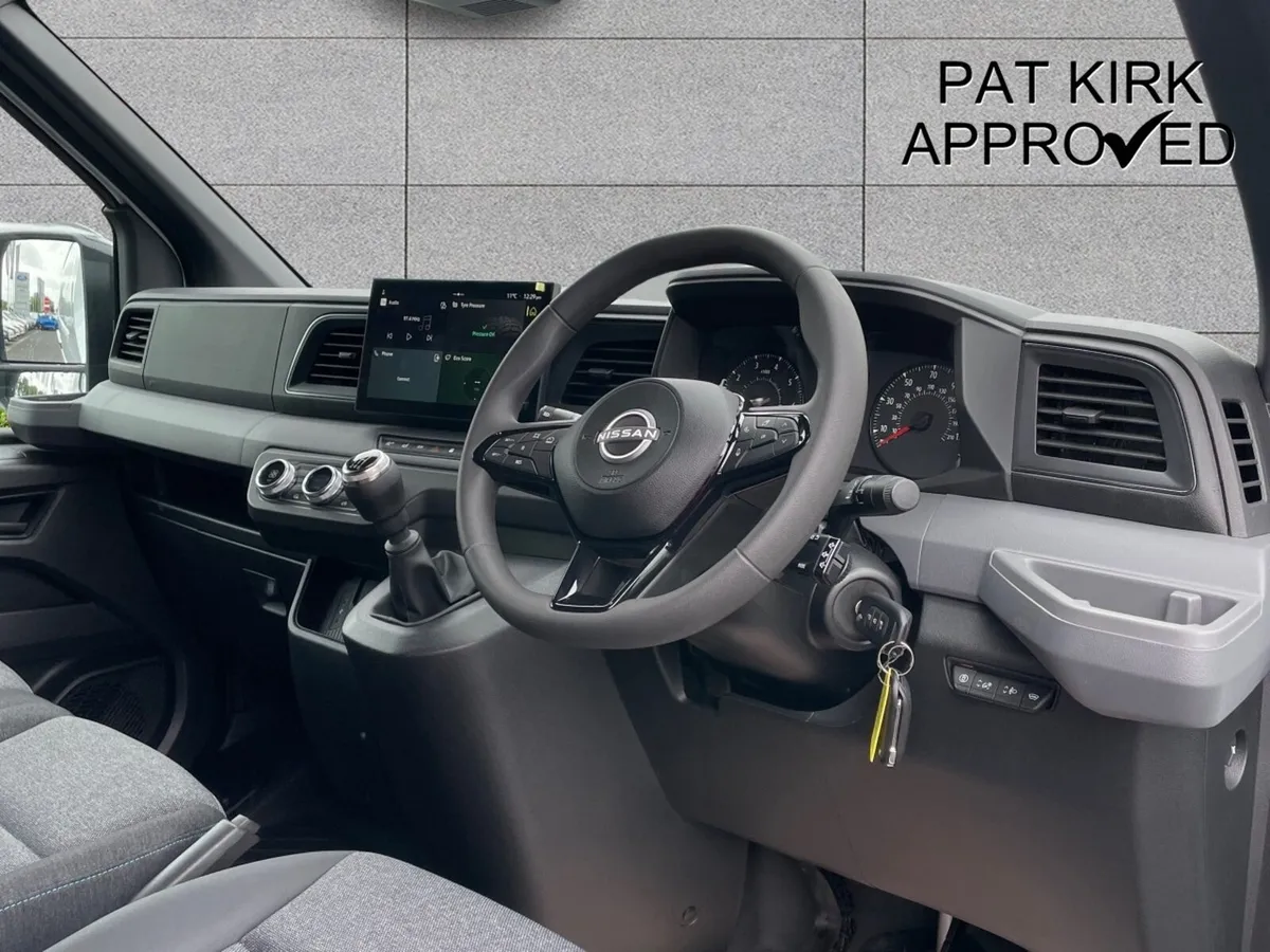 Nissan Interstar F35 L2 Diesel Tekna - Image 3