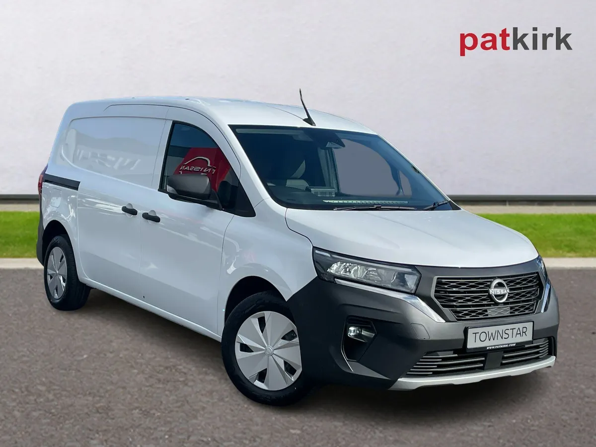 Nissan Townstar L2 Petrol Acenta - Image 1