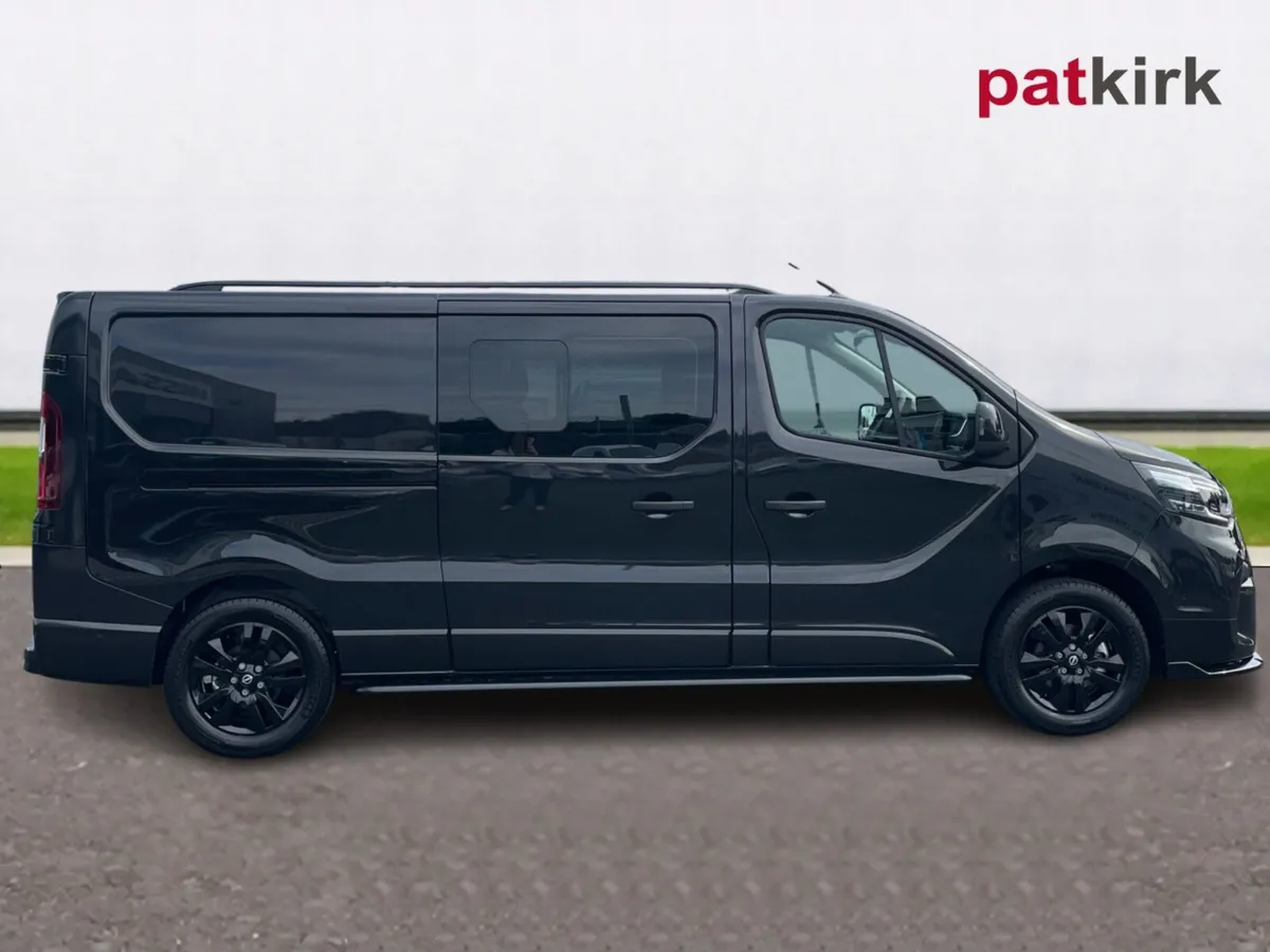Nissan Primastar 30 L2 Diesel Tekna - Image 3