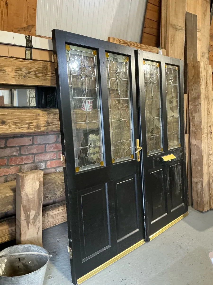 Double Front Door - Image 4