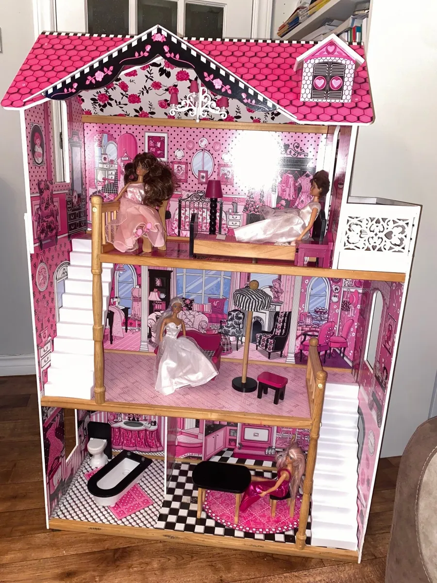 Doll’s House - Image 3