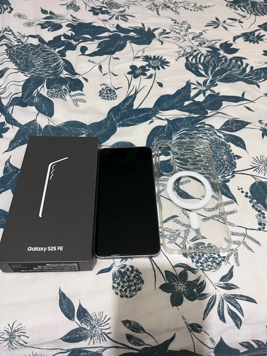 Samsung galaxy S25 FE - Image 2