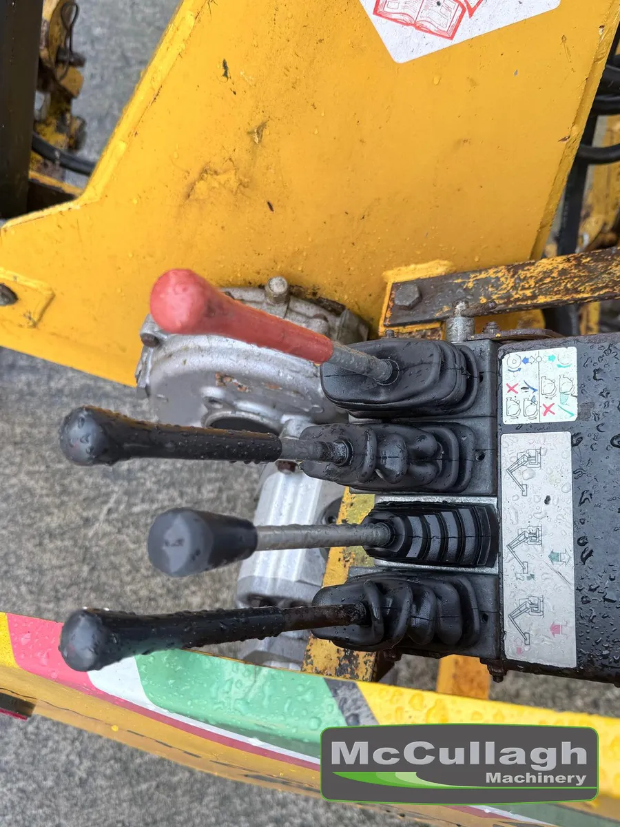 Used McConnel PA470 TI Hedgecutter - Image 3