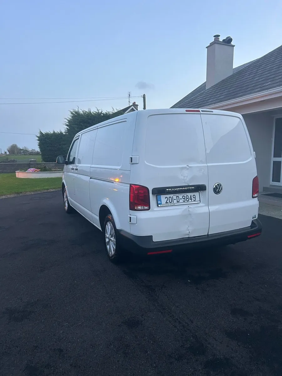 2020 Volkswagen Transporter - Image 3