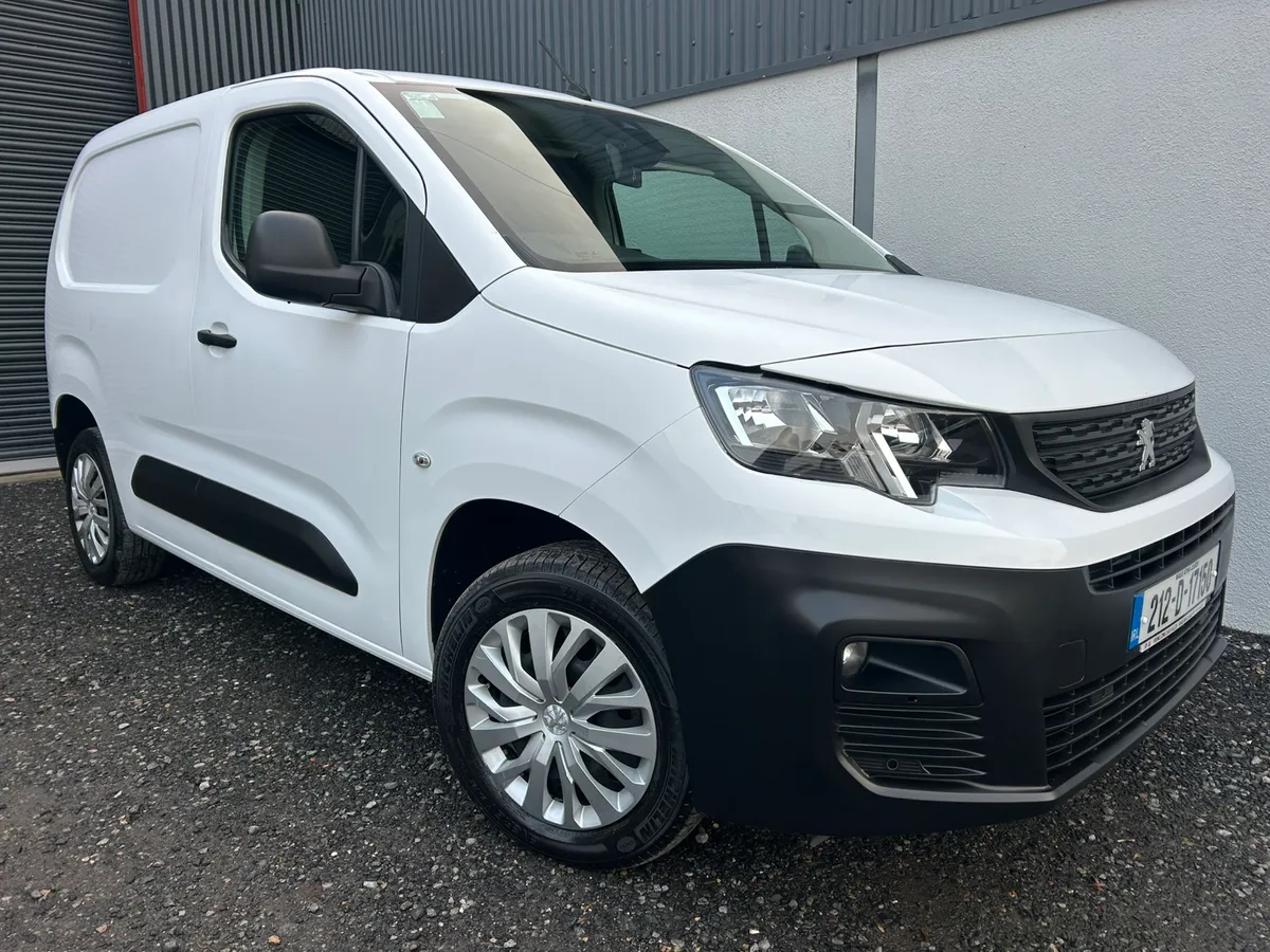 2021 Peugeot Partner 82kms - Professional - Image 1