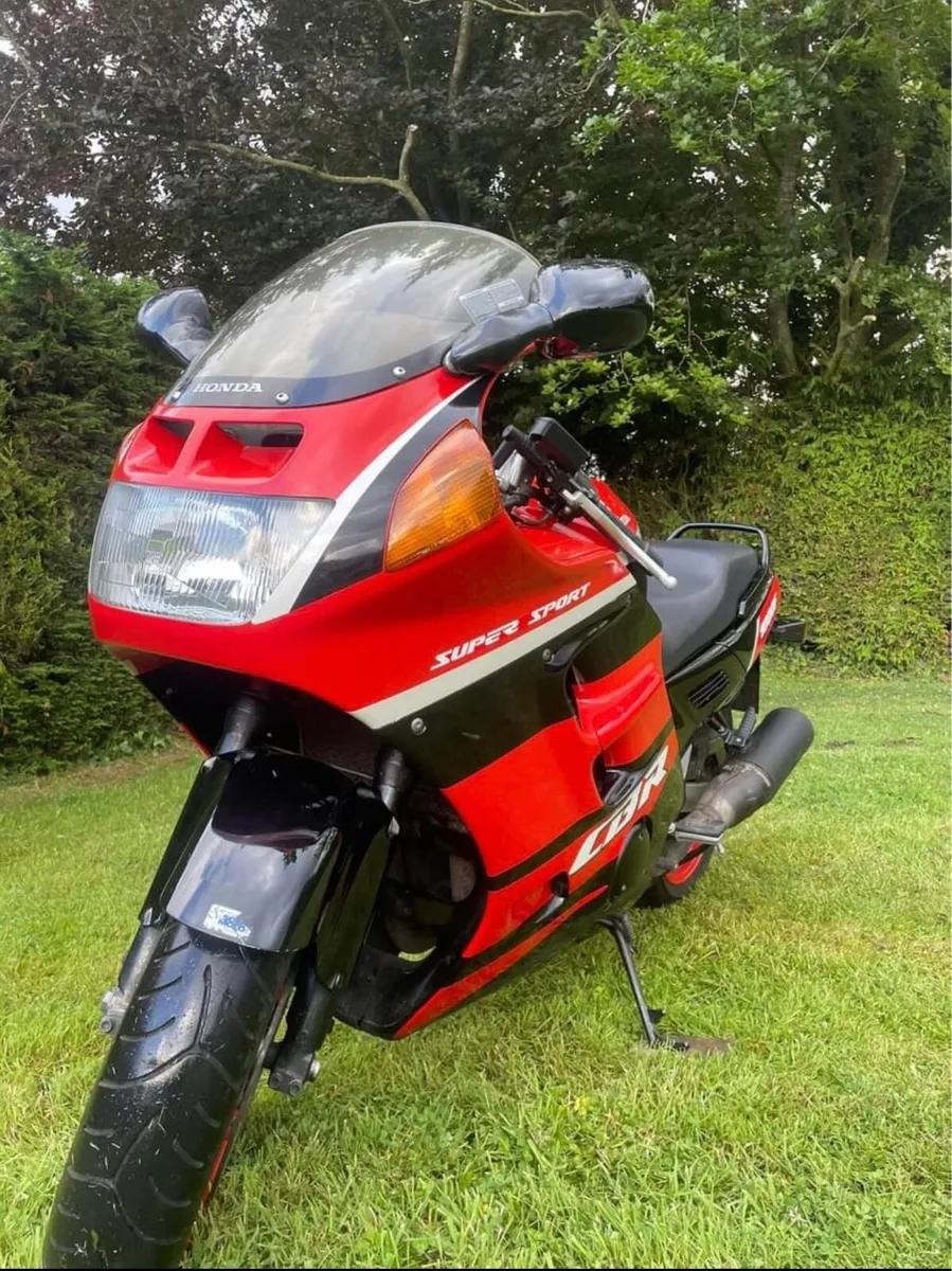 Honda cbr 1000f - Image 4