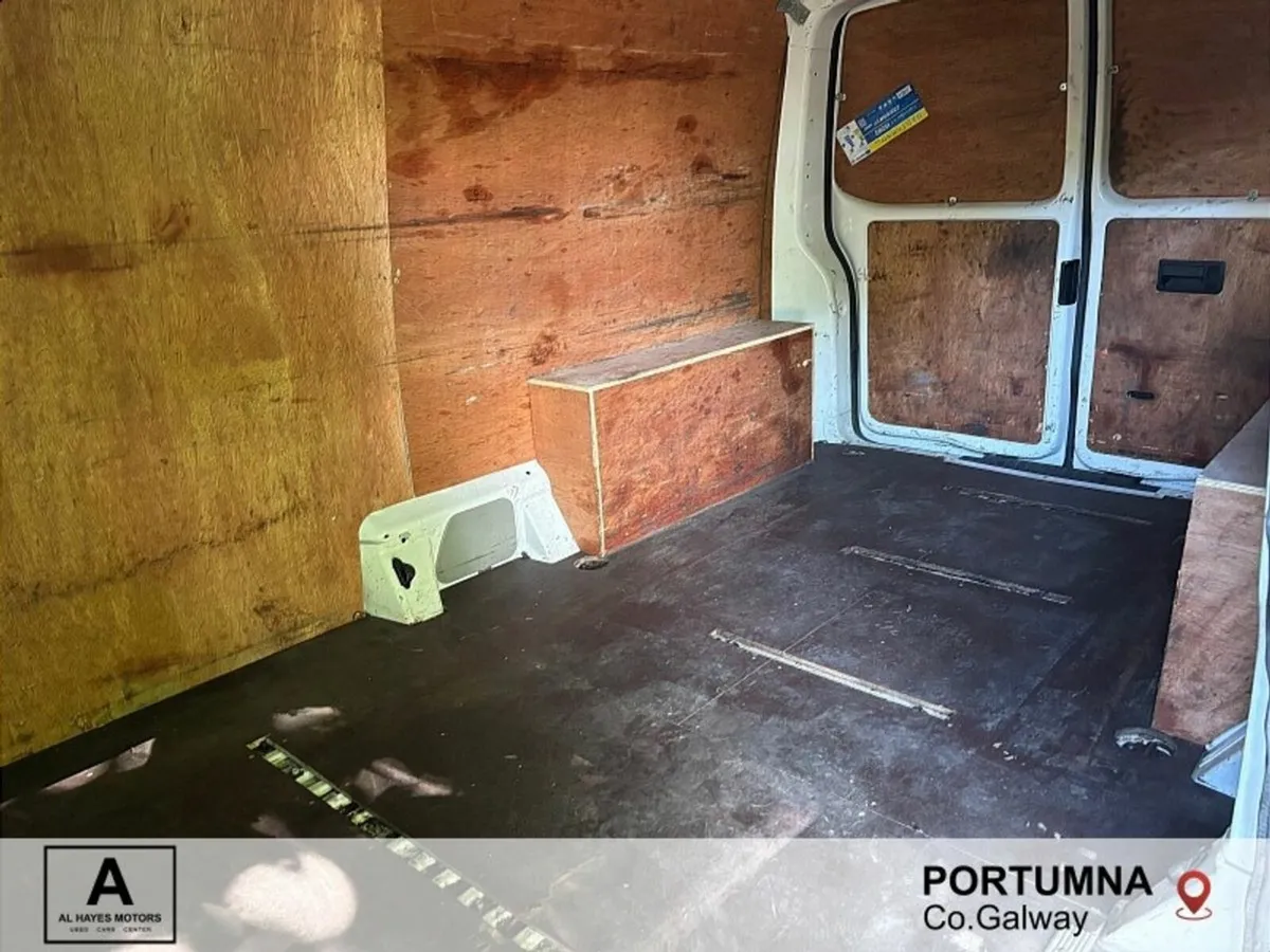 Volkswagen Transporter LWB 2.0TDI 102BHP *PRICE + - Image 4