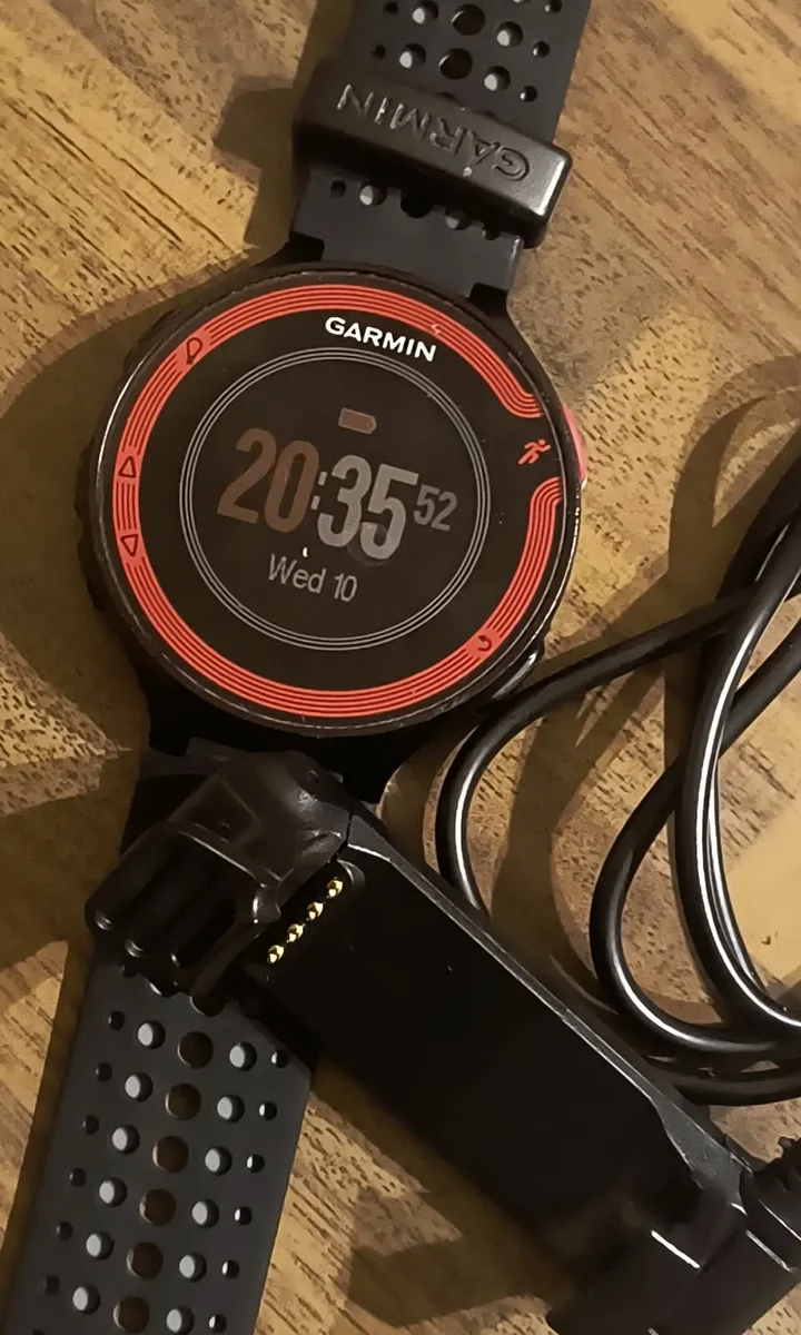 Garmin Forerunner 220 GPS running watch - Image 3