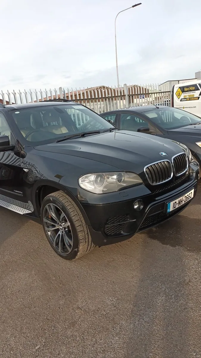 Bmw x5 crewcab - Image 1