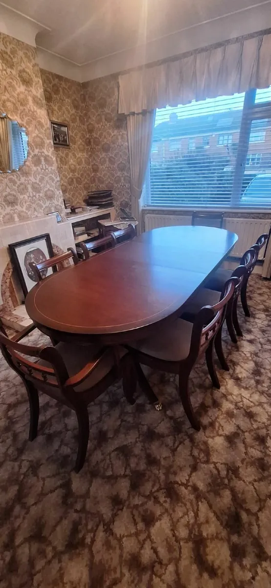 Extendable Mahogany Dining Room Table + 8 Chairs - Image 3