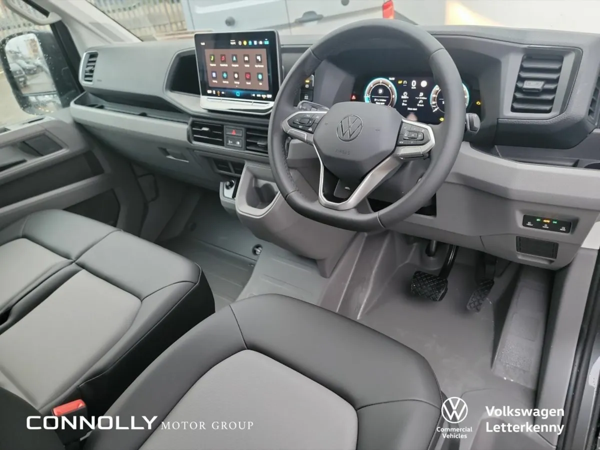 Volkswagen Crafter CR35 Panel van Highline MWB 177 - Image 2