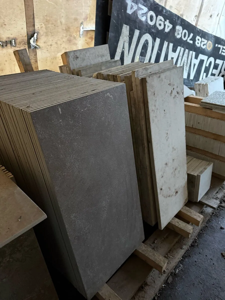 Bargain to clear floor tiles. - Image 3