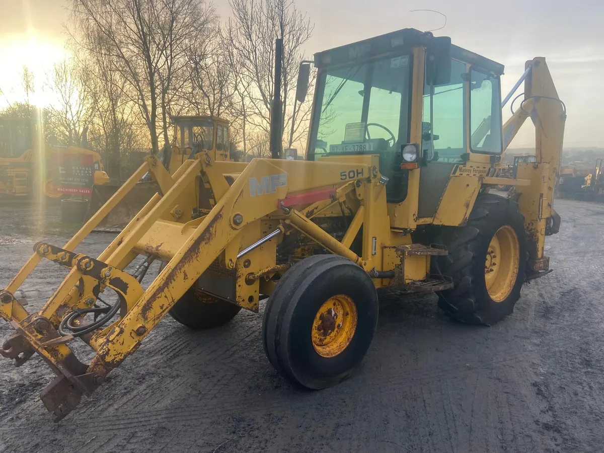 Mf 50HX Digger Loader - Image 1