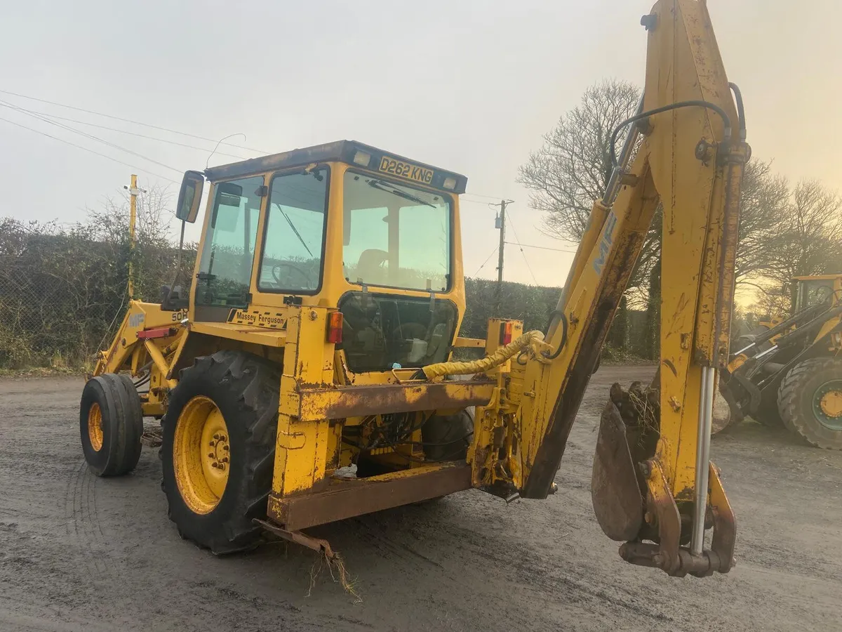 Mf 50HX Digger Loader - Image 2