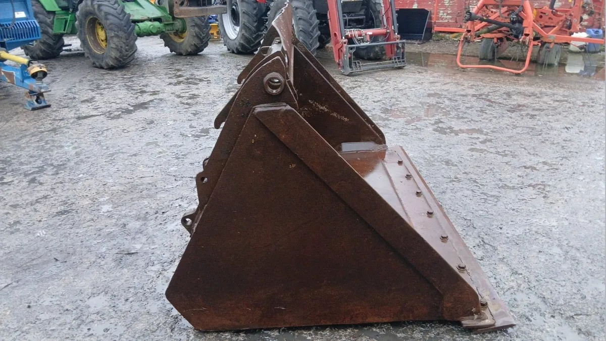 Loading shovel bucket - Image 2