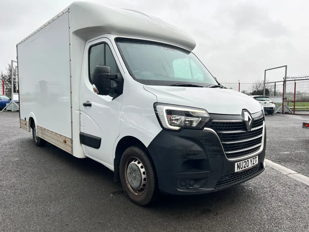 Renault Master 2020-Luton Box Loader - Image 1