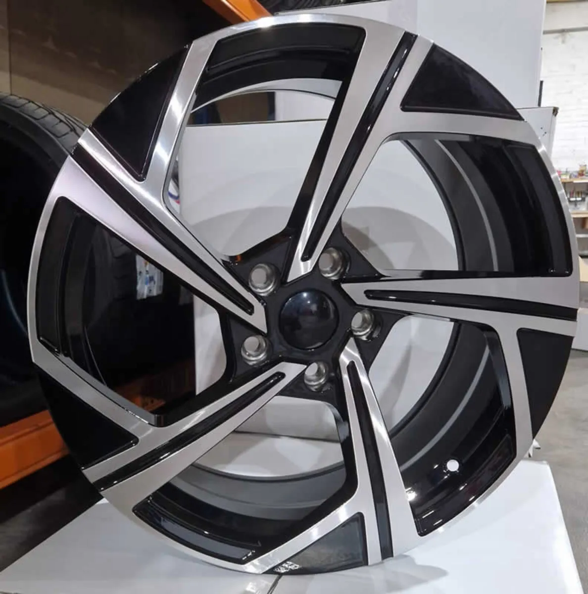 18" TGA Jerez Style Alloys & Tyres For Golf, Leon - Image 1