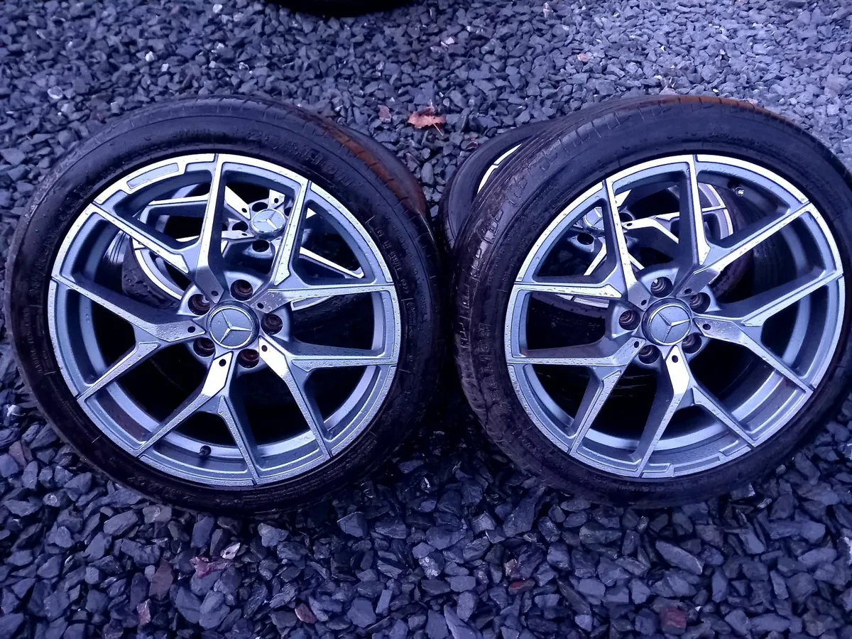 5x112 Mercedes18inch Alloys • Clean • - Image 1