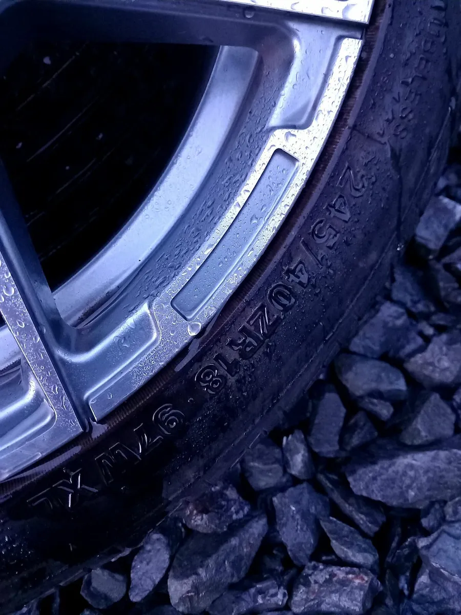 5x112 Mercedes18inch Alloys • Clean • - Image 4