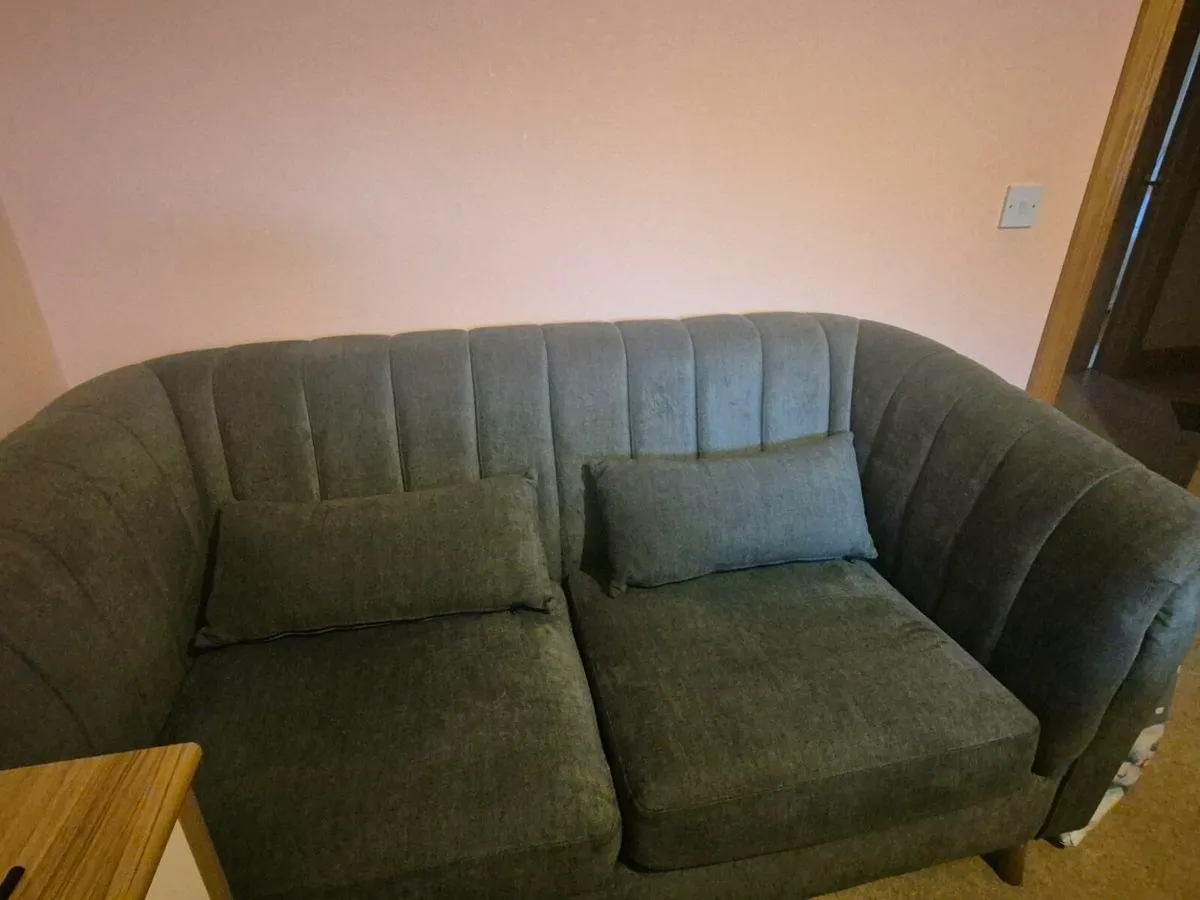 Sofa - Image 3