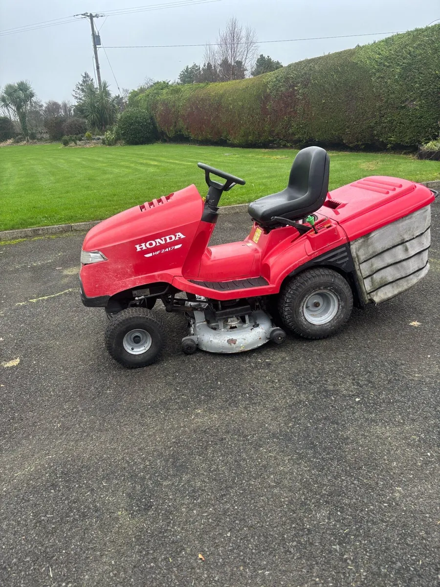 Honda ride on lawnmower - Image 2