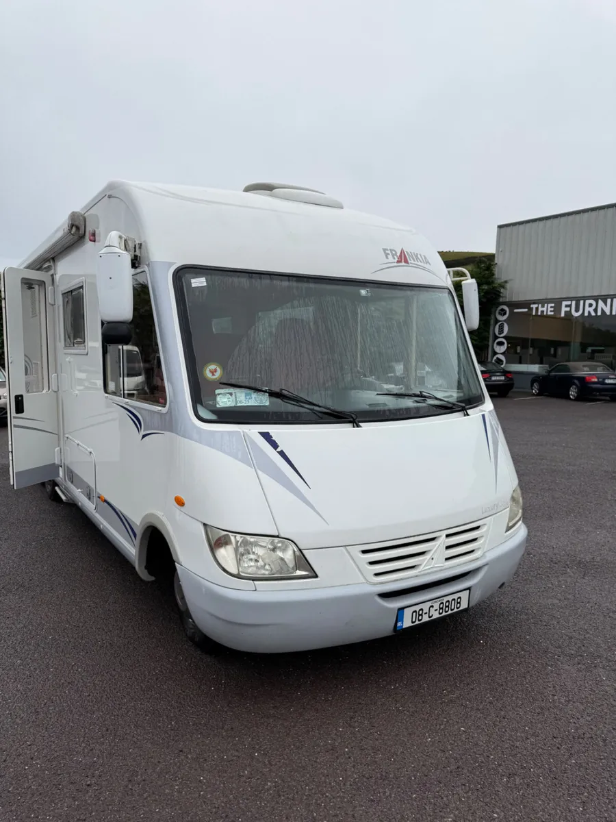 2008 Frankia motor home - Image 2