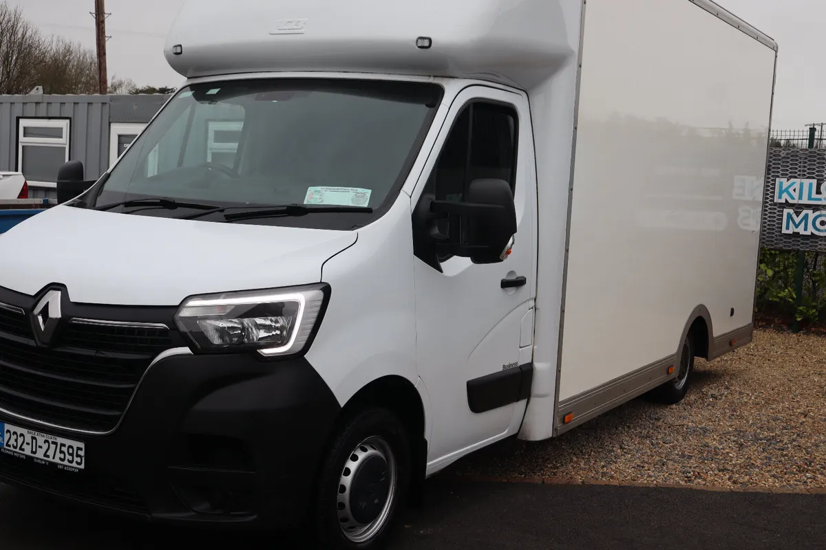 2023 RENAULT MASTER LOW PROFILE BOX BODY - Image 3
