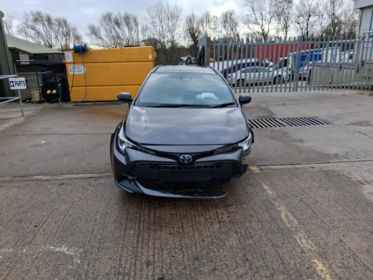 2025 TOYOTA COROLLA   1.8 hybrid (for parts only) - Image 4