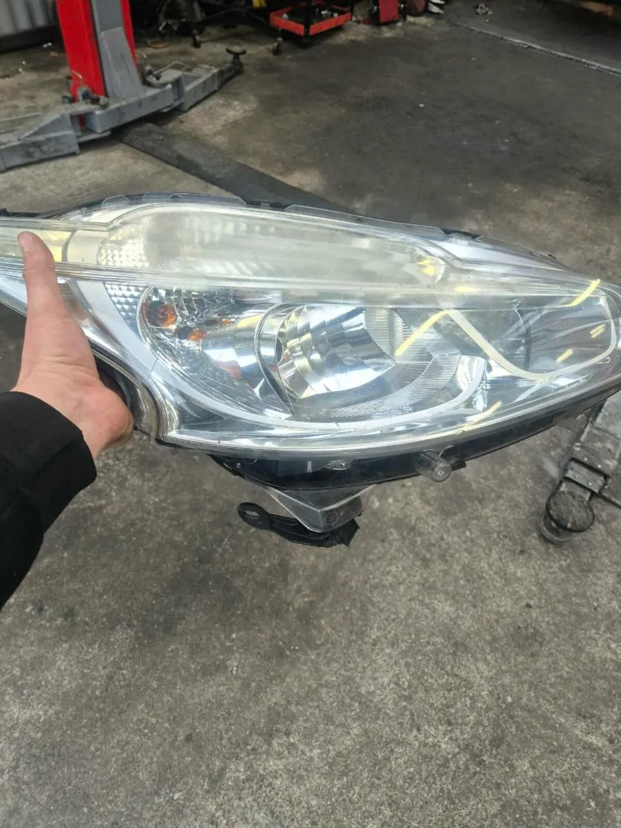 2014Peugeot 208 - Image 1