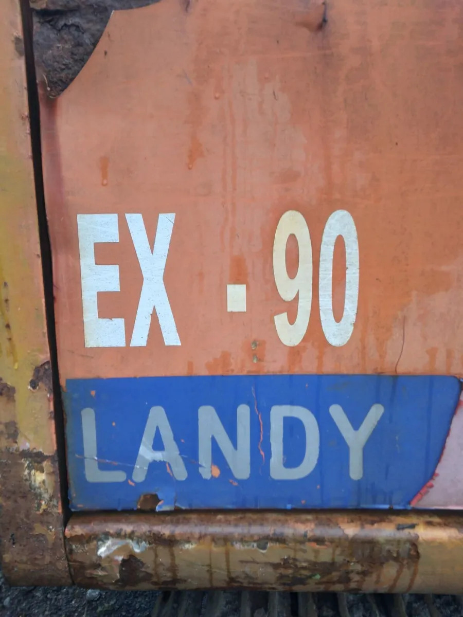 Hitachi Digger - Image 3