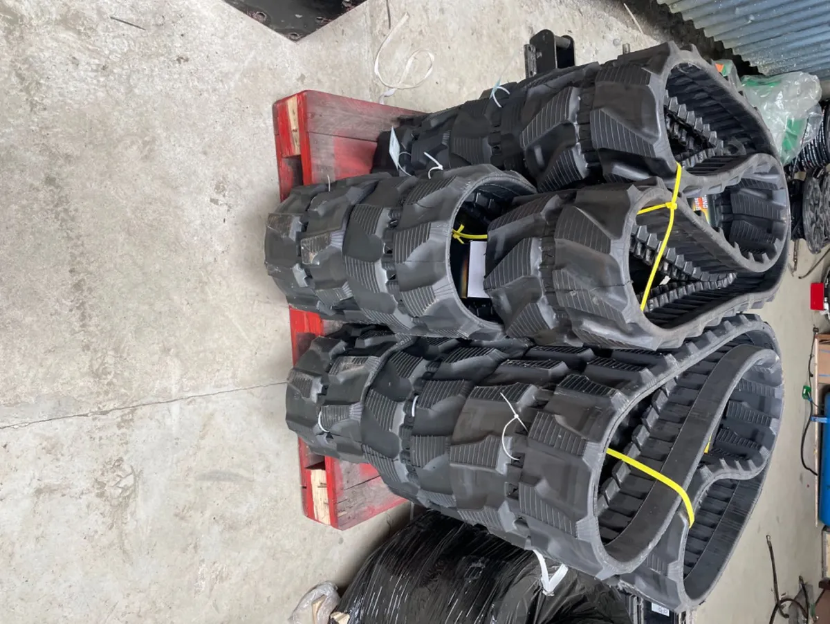 RUBBER TRACKS - Image 4