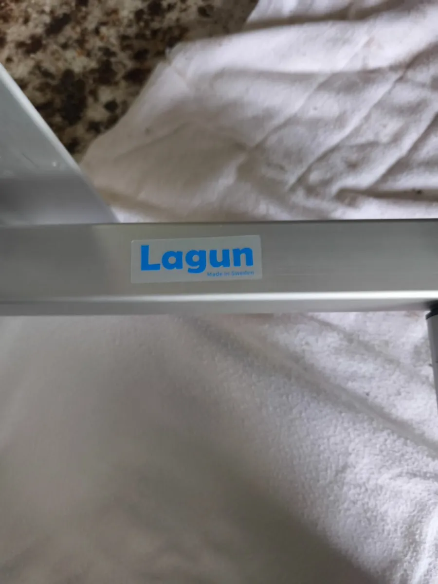 Lagun motorhome Table leg - Image 1