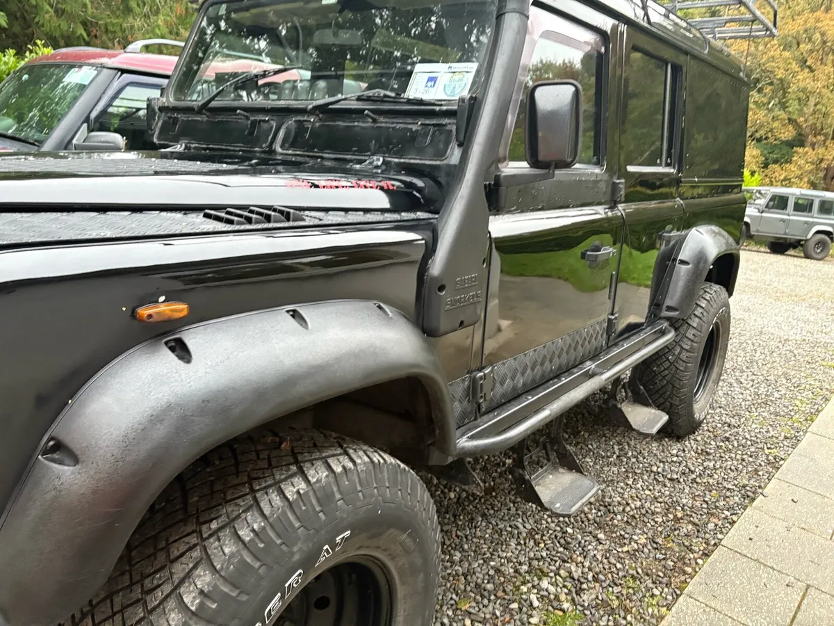 Landrover Defender 110 5 seater  NCT exempt-Auto - Image 3