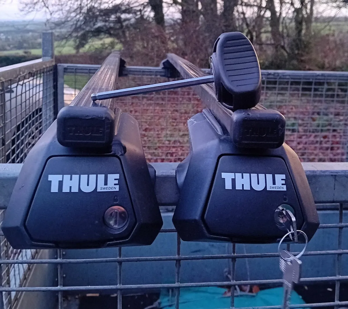Thule Roof Bars - Image 1