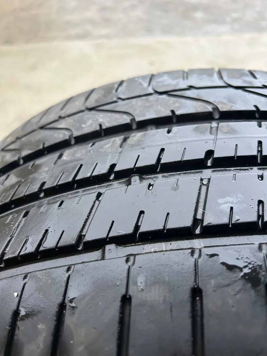20” SET OF TYRES - Image 2