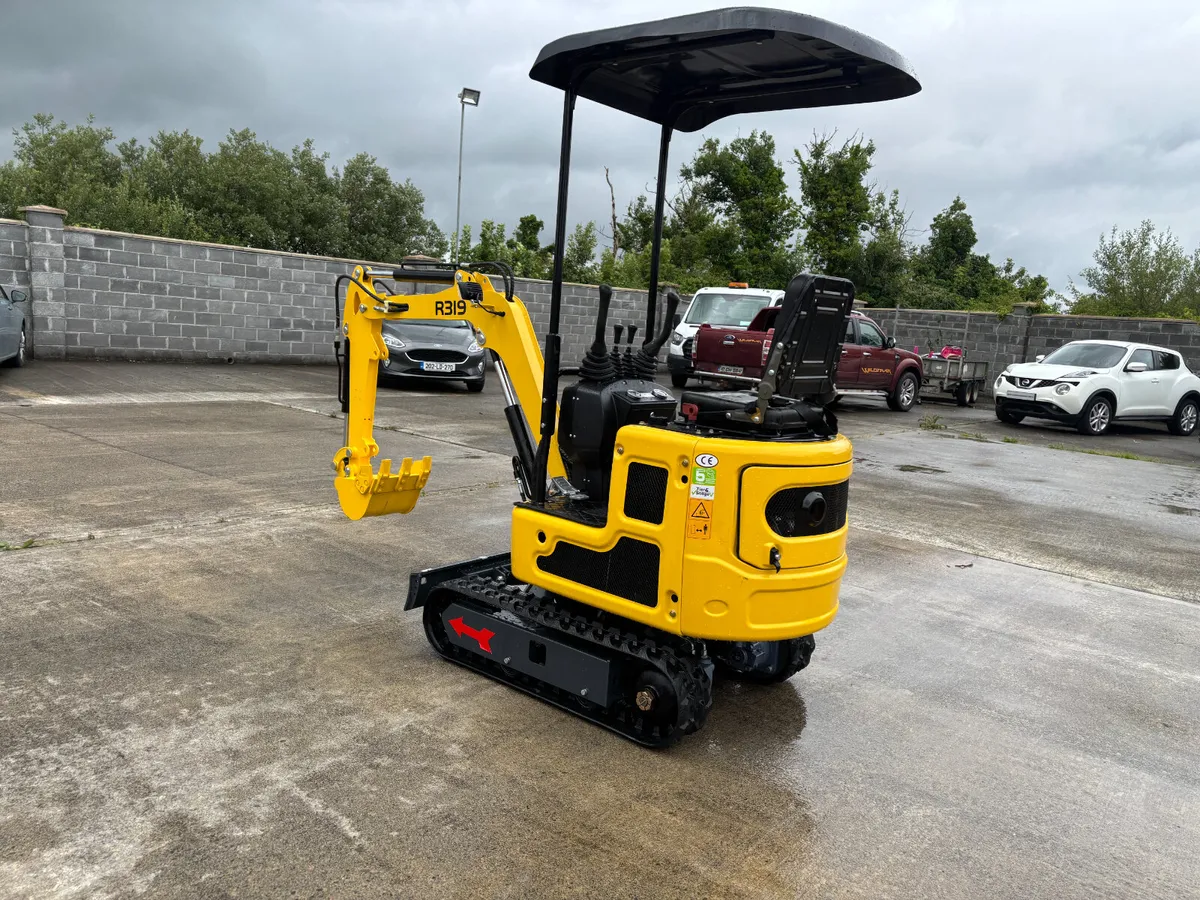 Rippa R319 1 Ton Micro Digger - Image 3