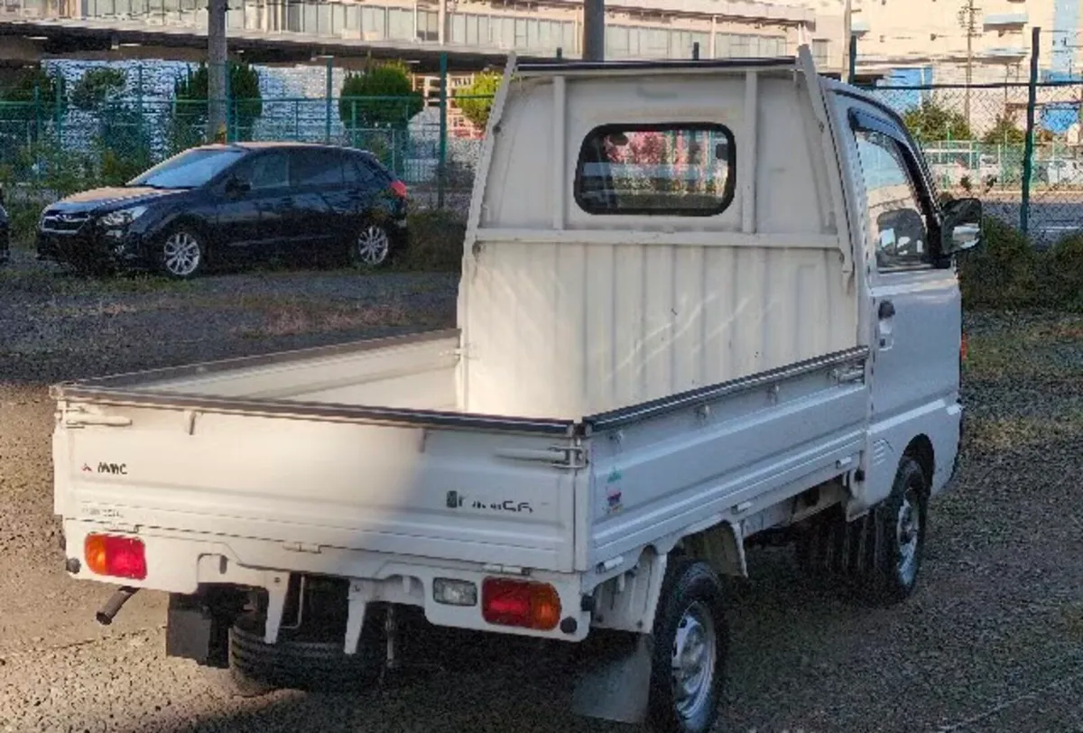 1992 Mitsubishi Minicab- vintage mini truck! - Image 4