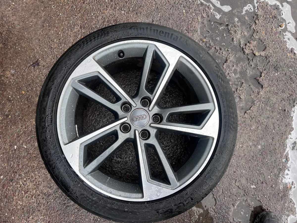 R18 Audi  Original genuine  factory s line sport - Image 1