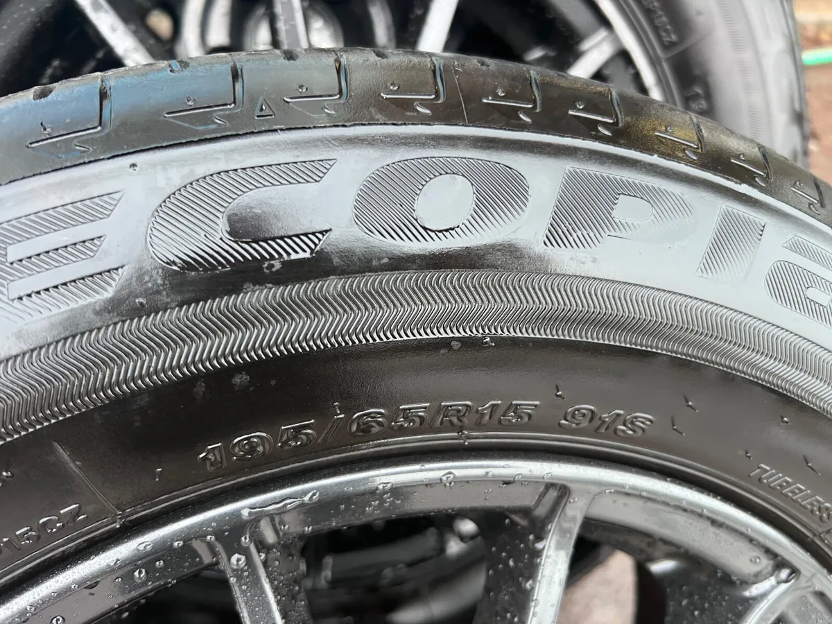 R15 VW ALLOYS AND TYRES - Image 3