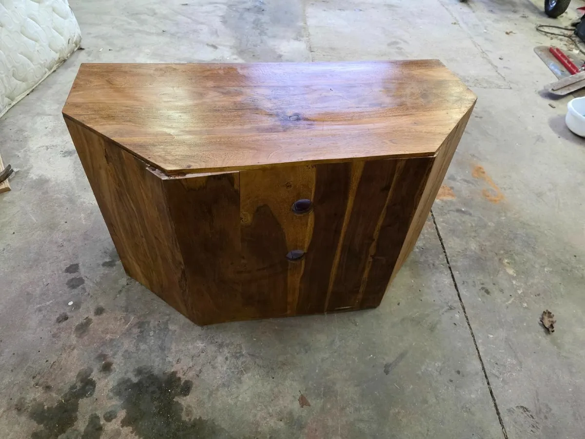 Corner TV Unit - Image 2