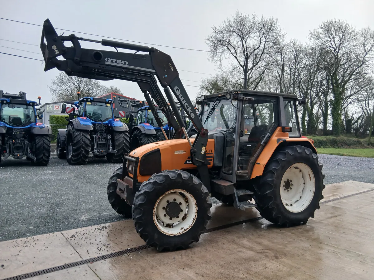 Renault & Quicke loader - Image 2