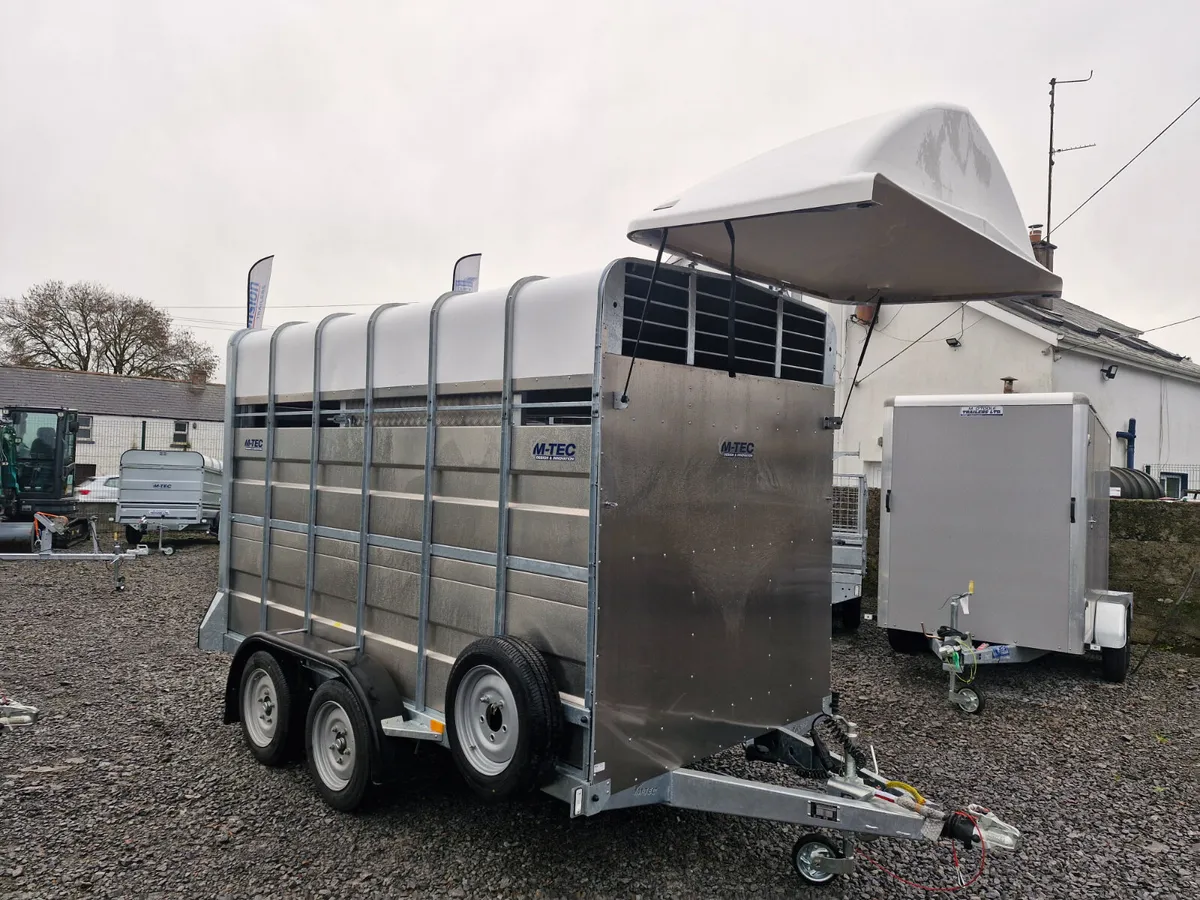 NEW  M-TEC HIGH ROOF LIVESTOCK  TRAILER - Image 3