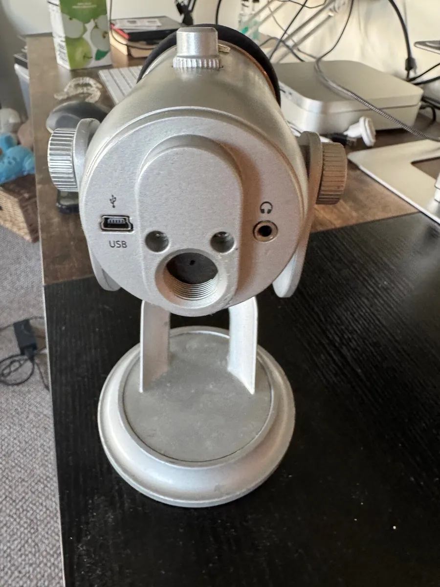 Yeti USB Microphone - Image 2