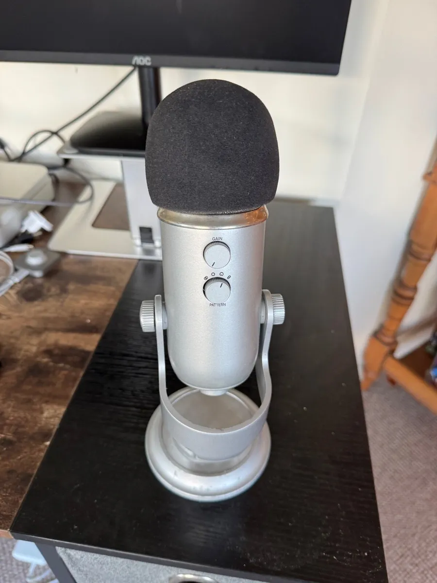 Yeti USB Microphone - Image 1
