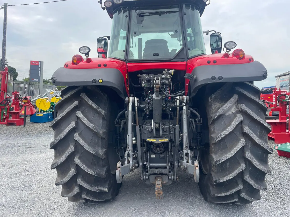 Massey Ferguson 7722 S Dyna 6 Tractor - Image 3