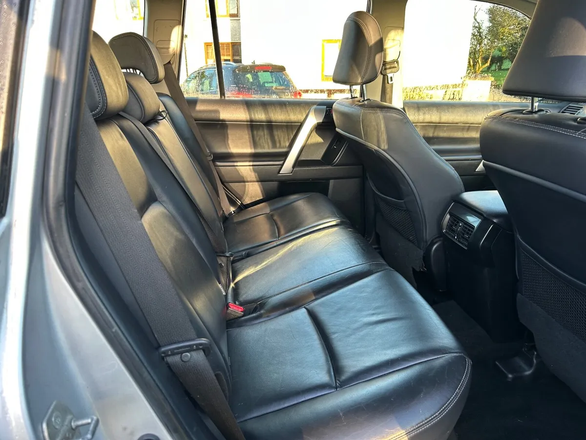 Toyota Land Cruiser 2015 - Image 2