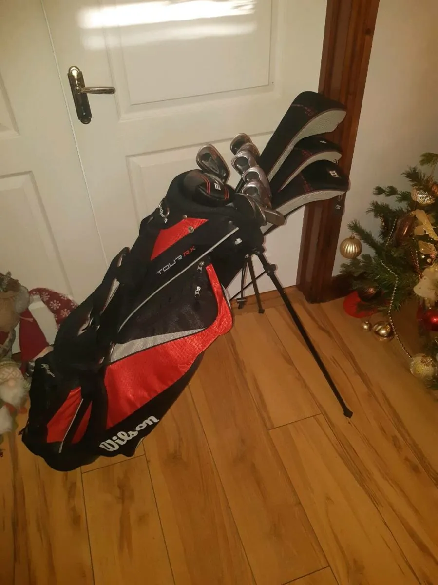 Fantastic Wilson Deep Red Fatshaft Golf Set - Image 2